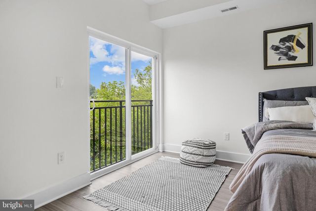 4312 HAYES ST NE, Washington, DC 20002