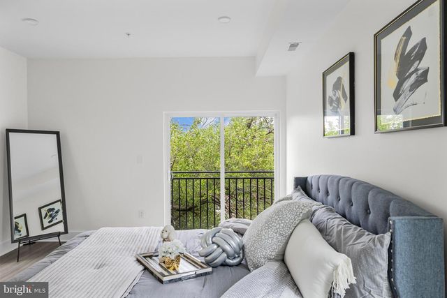 4312 HAYES ST NE, Washington, DC 20002
