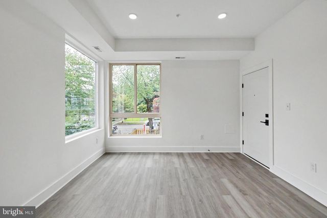 4312 HAYES ST NE, Washington, DC 20002