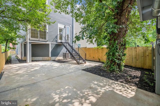 4312 HAYES ST NE, Washington, DC 20002