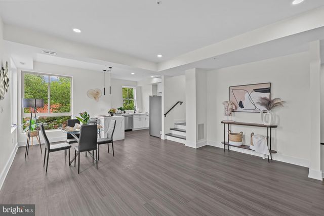 4312 HAYES ST NE, Washington, DC 20002