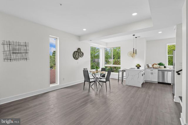 4312 HAYES ST NE, Washington, DC 20002