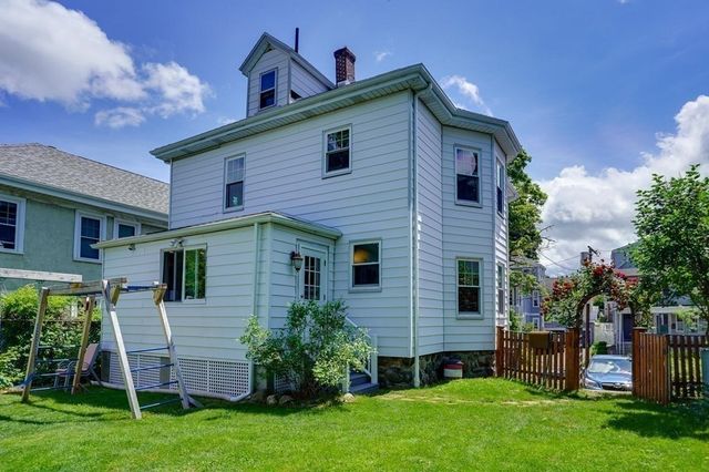 7 Vincent Avenue, Belmont, MA 02478