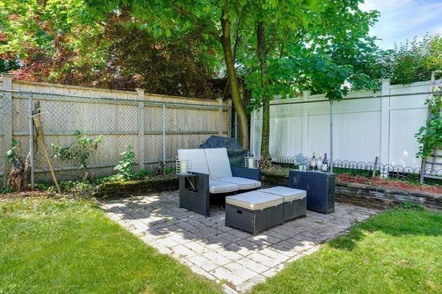 7 Vincent Avenue, Belmont, MA 02478