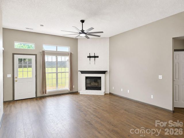2855 Eagle View Place NW, Concord, NC 28027