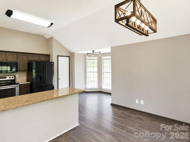 2855 Eagle View Place NW, Concord, NC 28027