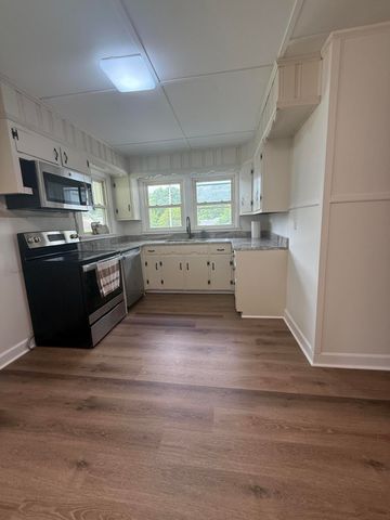 69 Morris Drive, Ringgold, GA 30736