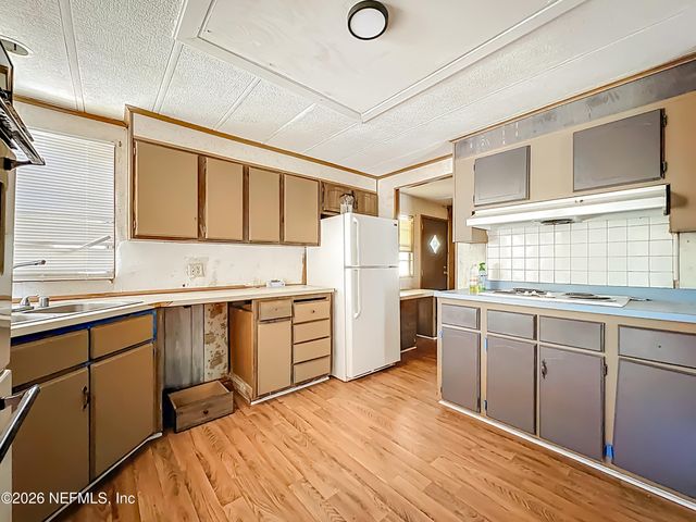 1375 STATE ROUTE 100, Melrose, FL 32666