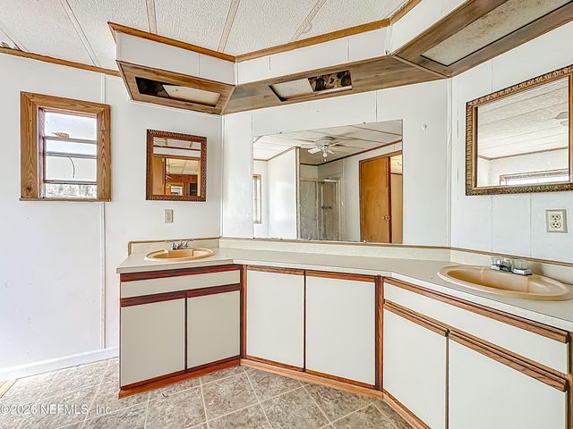 1375 STATE ROUTE 100, Melrose, FL 32666