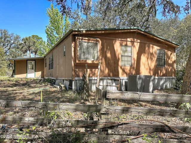 1375 STATE ROUTE 100, Melrose, FL 32666