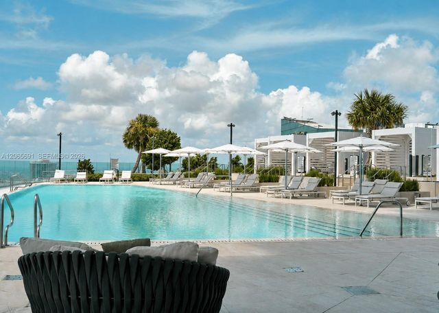 300 Biscayne Boulevard Way 4201E, Miami, FL 33131