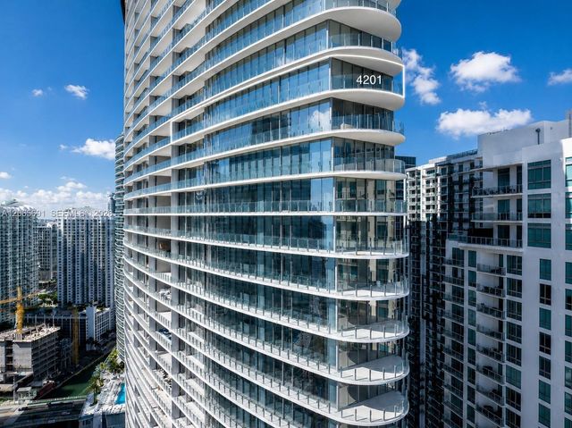 300 Biscayne Boulevard Way 4201E, Miami, FL 33131