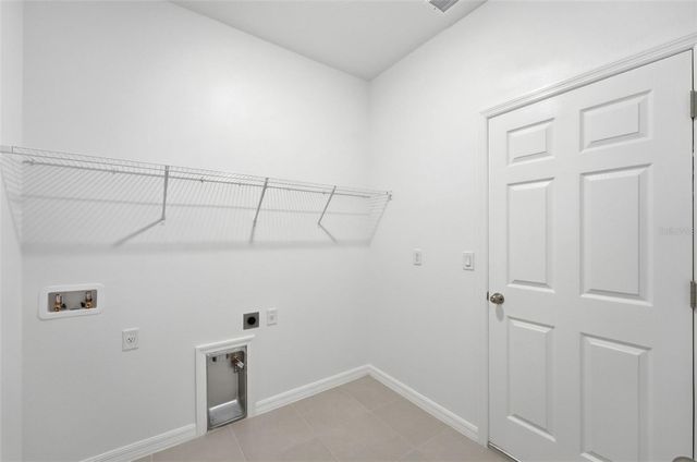 24542 HODGES RESERVE AVENUE, Howey In The Hills, FL 34737