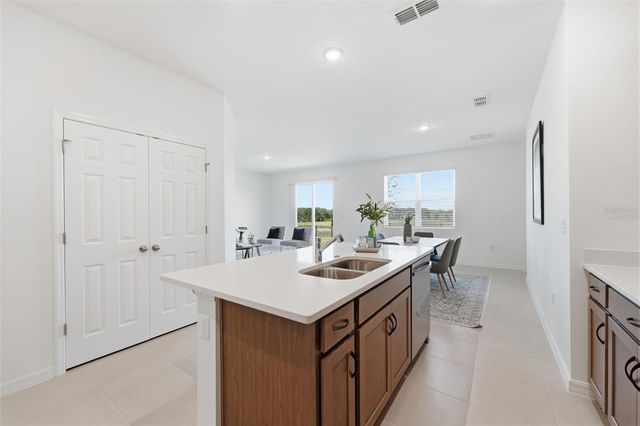 24542 HODGES RESERVE AVENUE, Howey In The Hills, FL 34737