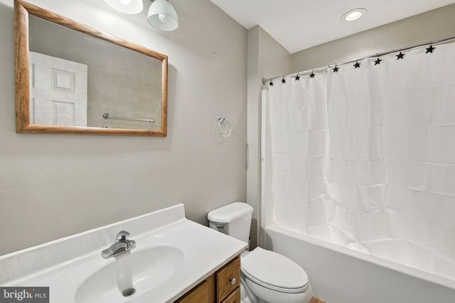 297 POPLAR DR, Louisa, VA 23093