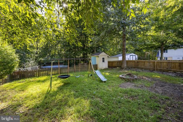 297 POPLAR DR, Louisa, VA 23093