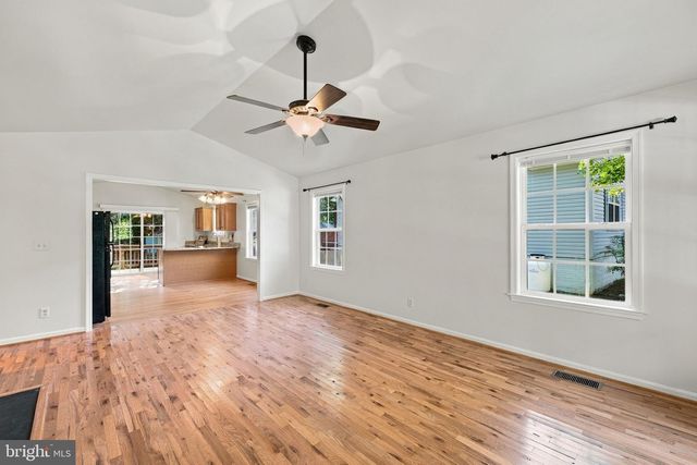 297 POPLAR DR, Louisa, VA 23093