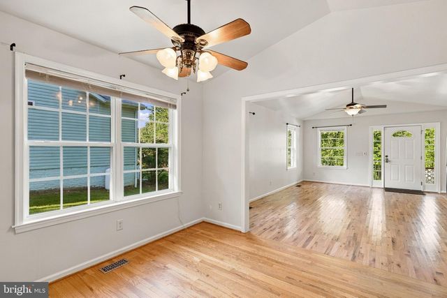 297 POPLAR DR, Louisa, VA 23093