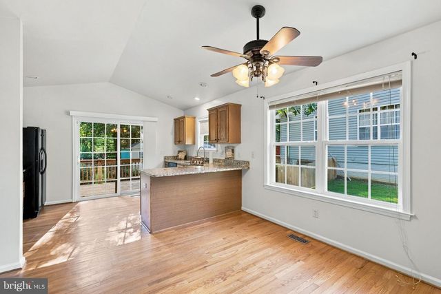 297 POPLAR DR, Louisa, VA 23093