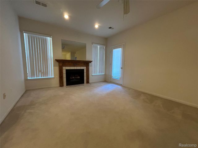 44272 Princeton Drive 159, Clinton Charter Township, MI 48038