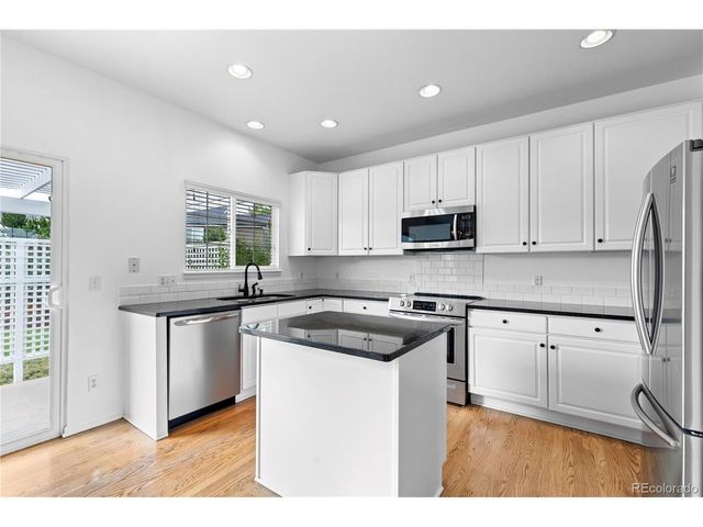 9676 Silverberry Cir, Littleton, CO 80129