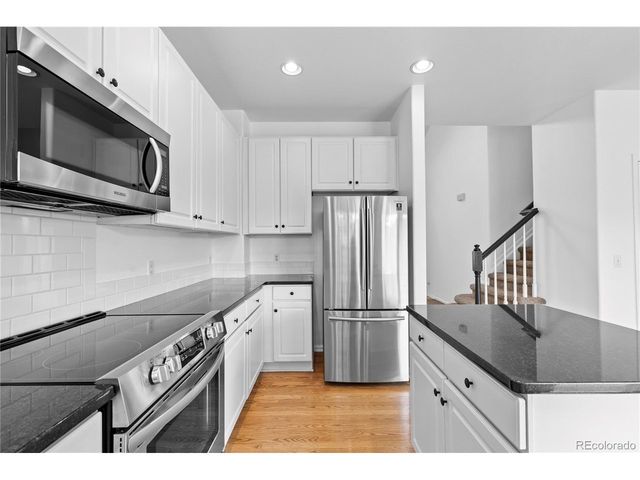 9676 Silverberry Cir, Littleton, CO 80129
