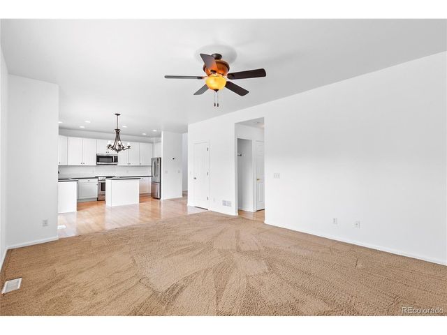 9676 Silverberry Cir, Littleton, CO 80129