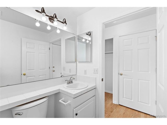 9676 Silverberry Cir, Littleton, CO 80129