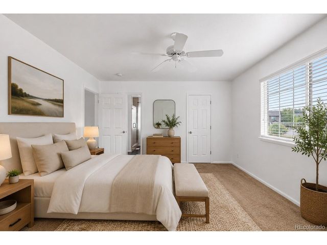 9676 Silverberry Cir, Littleton, CO 80129