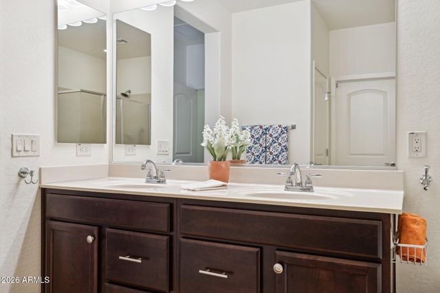 4009 N 164TH Drive, Goodyear, AZ 85395