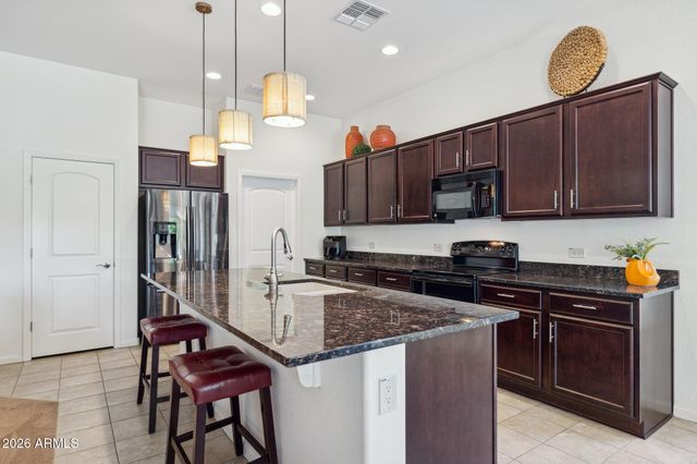 4009 N 164TH Drive, Goodyear, AZ 85395