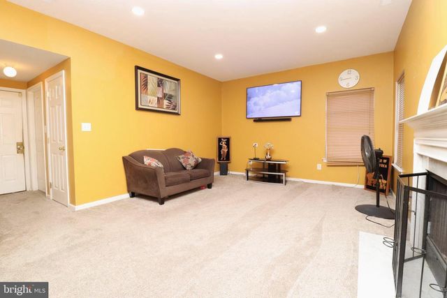 445 MOORE BLVD, Clayton, NJ 08312