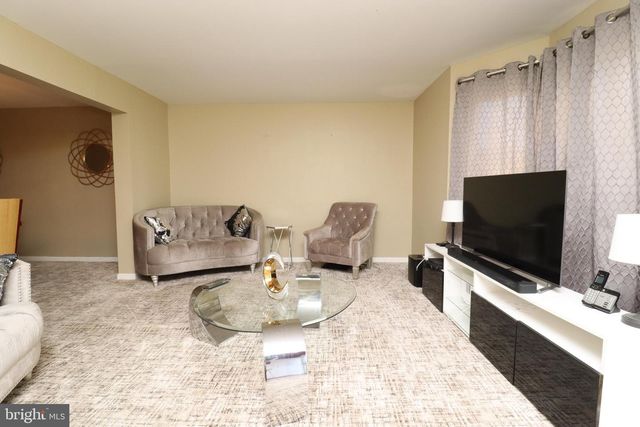445 MOORE BLVD, Clayton, NJ 08312