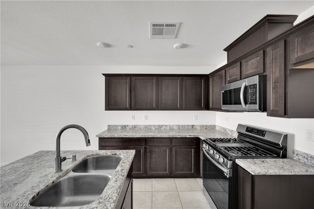 3542 Arcadian King Avenue, Las Vegas, NV 89106