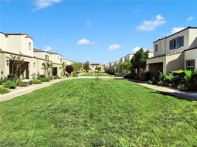 3542 Arcadian King Avenue, Las Vegas, NV 89106