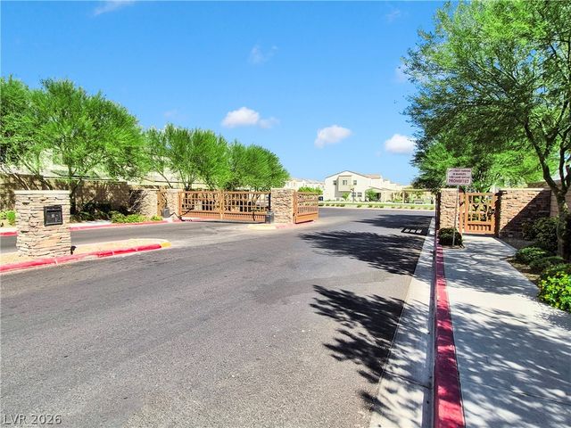 3542 Arcadian King Avenue, Las Vegas, NV 89106