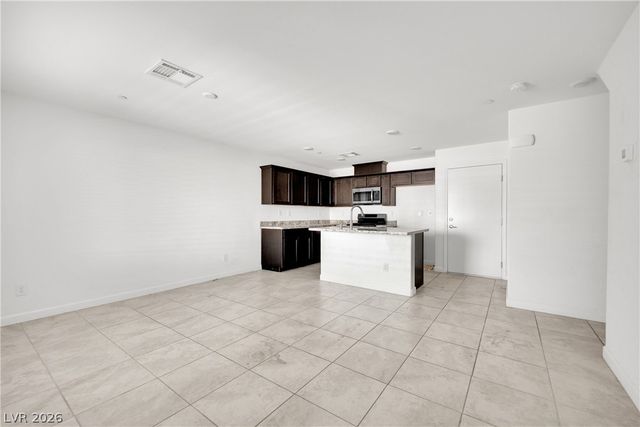 3542 Arcadian King Avenue, Las Vegas, NV 89106