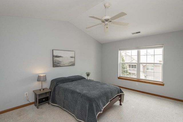 W159N4868 Graysland DRIVE, Menomonee Falls, WI 53051