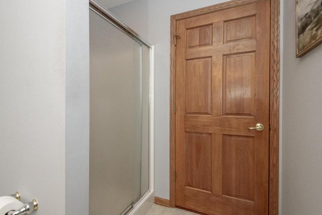 W159N4868 Graysland DRIVE, Menomonee Falls, WI 53051
