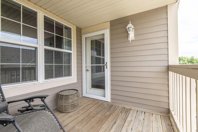 W159N4868 Graysland DRIVE, Menomonee Falls, WI 53051