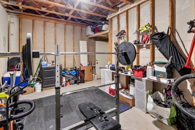 11723 Sycamore Road, Plymouth, MI 48170