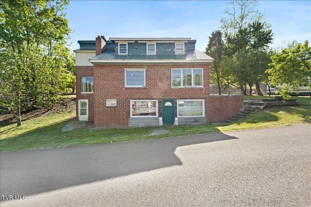 143 Mustang Street, Duffield, VA 24244