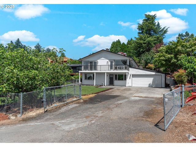 8318 Se MIDDLE Way, Vancouver, WA 98664