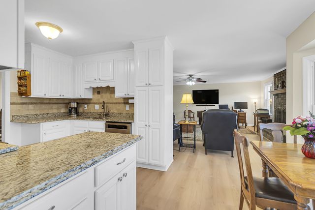 10 Hunters Forest Drive, Charleston, SC 29414