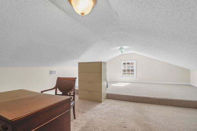 10 Hunters Forest Drive, Charleston, SC 29414