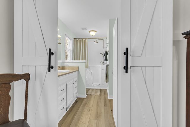 10 Hunters Forest Drive, Charleston, SC 29414