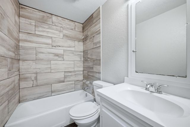 421 & 423 N Carl Street, Sherman, TX 75092
