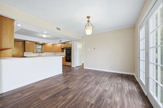 421 & 423 N Carl Street, Sherman, TX 75092