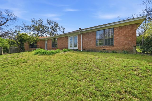 421 & 423 N Carl Street, Sherman, TX 75092
