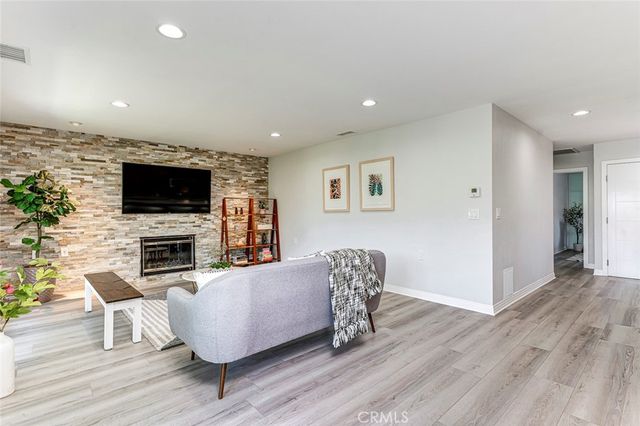 3397 Punta Alta P, Laguna Woods, CA 92637